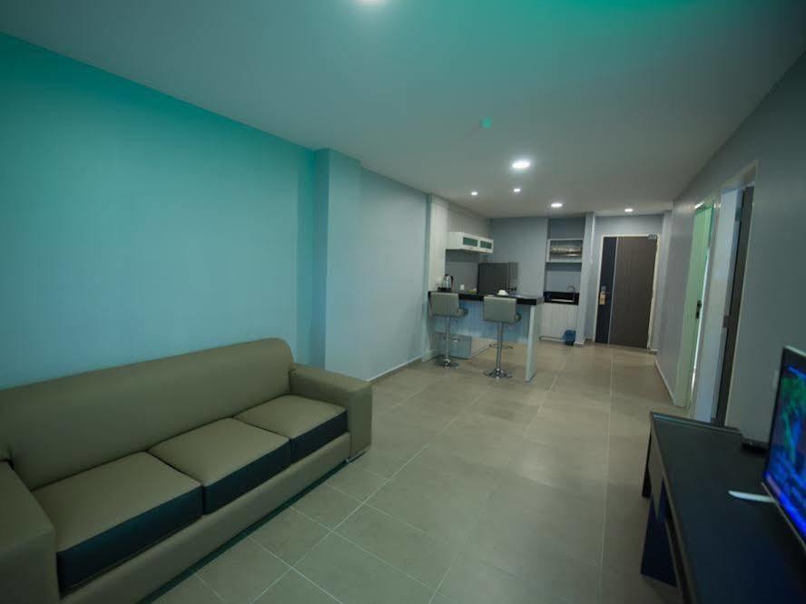 G Langkawi Motel Kuah Exteriör bild